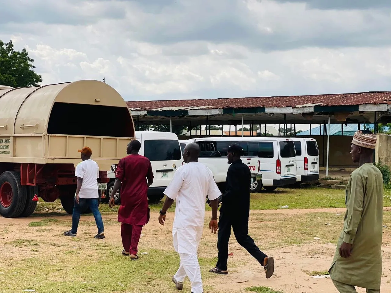 Community Vehicles photo 2