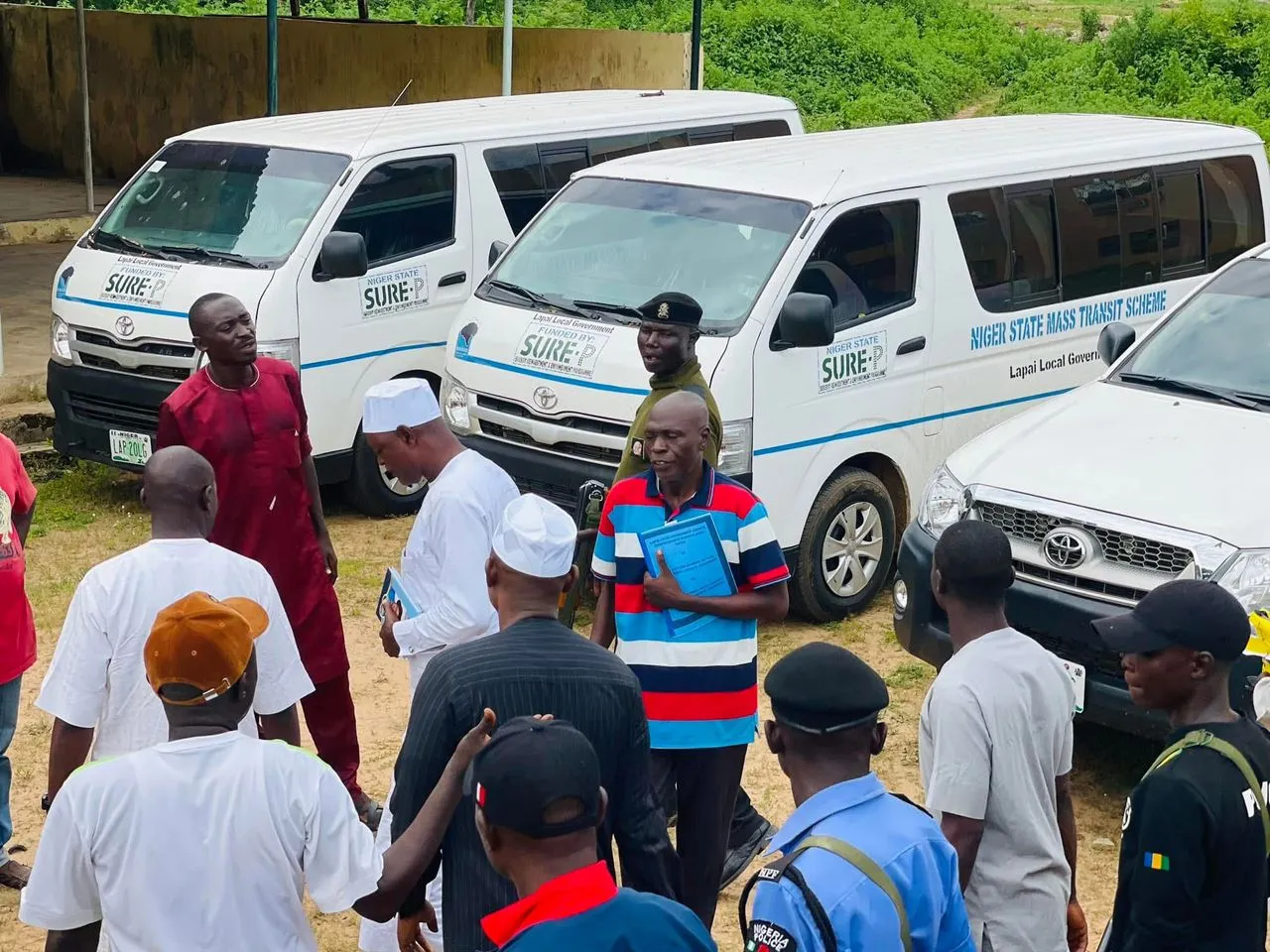 Community Vehicles photo 3